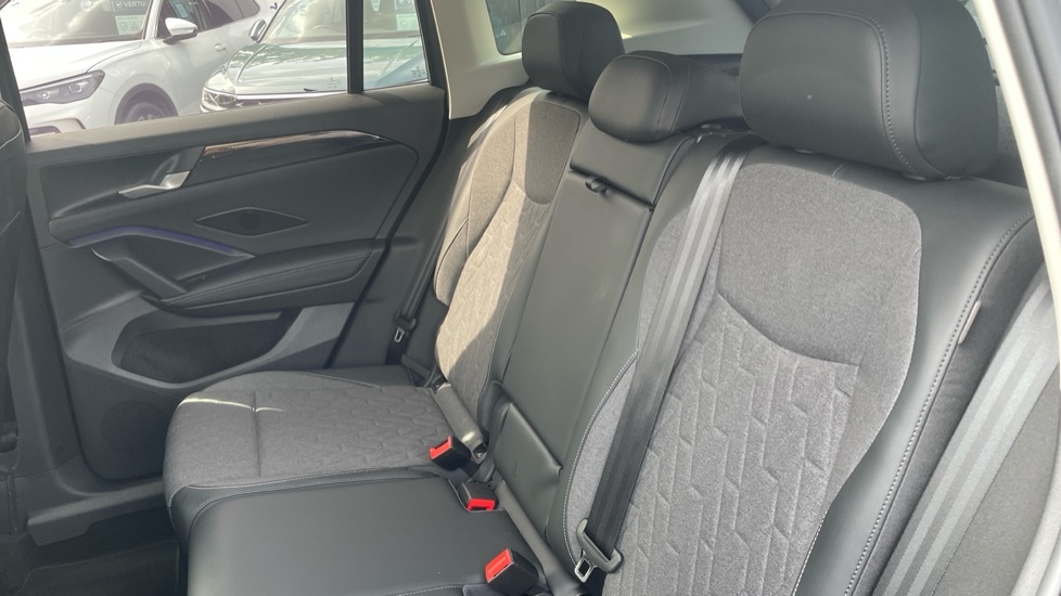 Volkswagen Tiguan 2.0 Tdi R-line Dsg 150 Ps Black #16