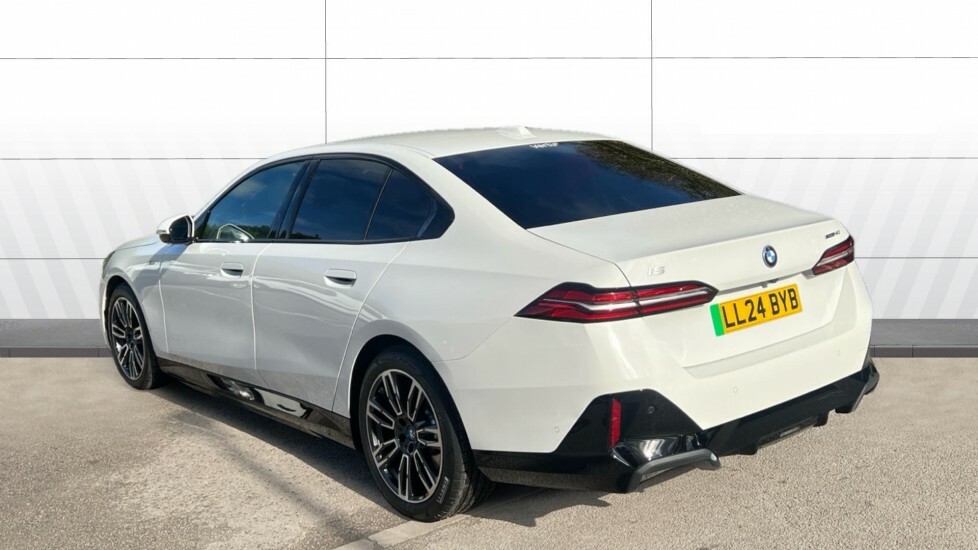 BMW i5 M Sport White #2