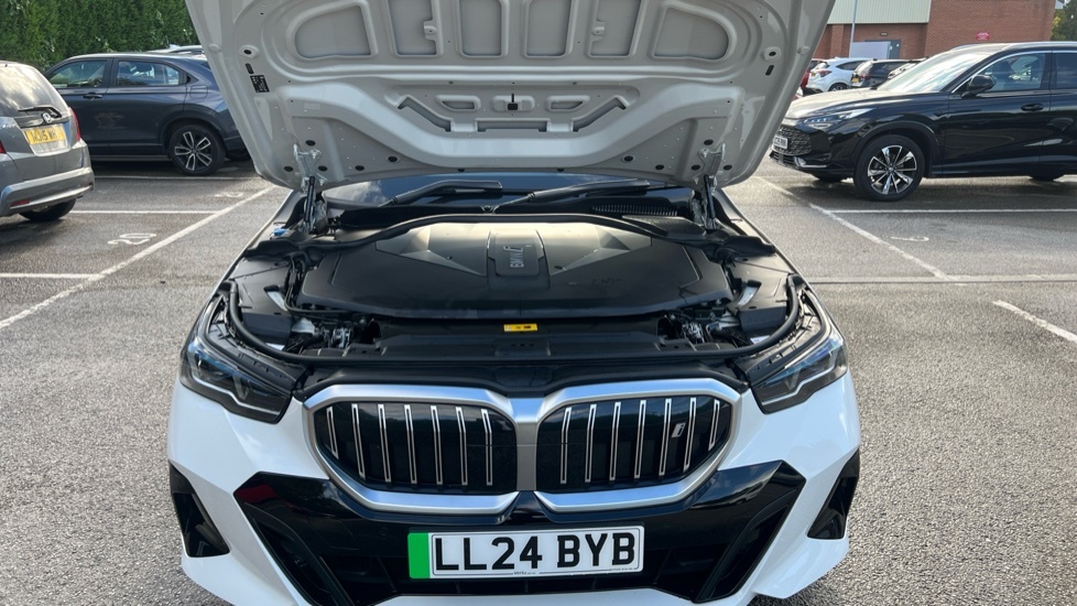BMW i5 M60 83.9Kwh Saloon Xdrive 601 P Grey #8