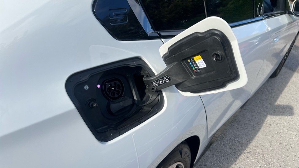 BMW i5 M60 83.9Kwh Saloon Xdrive 601 P Grey #22