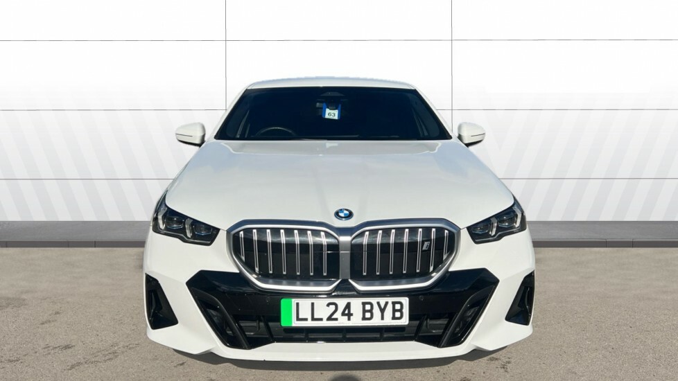 BMW i5 M Sport White #3