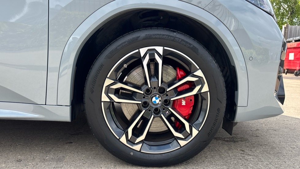 BMW iX2 30 66.5Kwh M Sport Xdrive 11Kw Charger White #14
