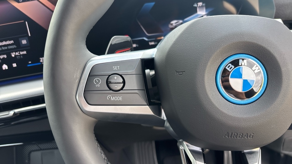 BMW iX2 30 66.5Kwh M Sport Xdrive 11Kw Charger White #17