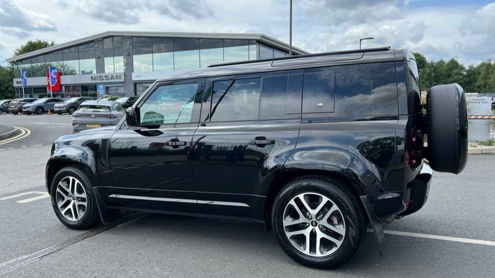 Land Rover Defender 110 3.0 D250 Xs Edition 110 Black #21