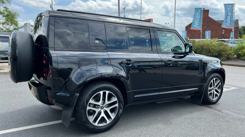 Land Rover Defender 110 3.0 D250 Xs Edition 110 Black #27
