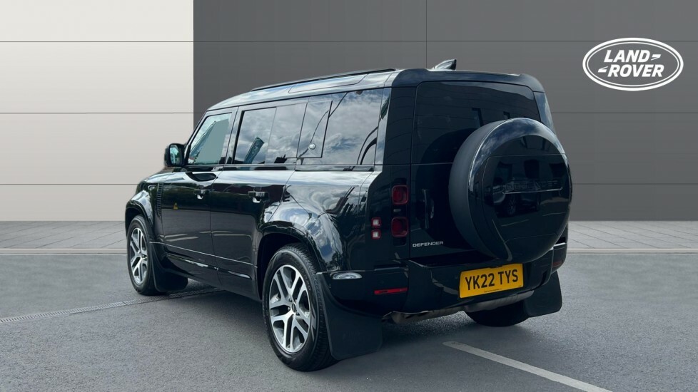 Land Rover Defender 110 Xs Edition Black #2
