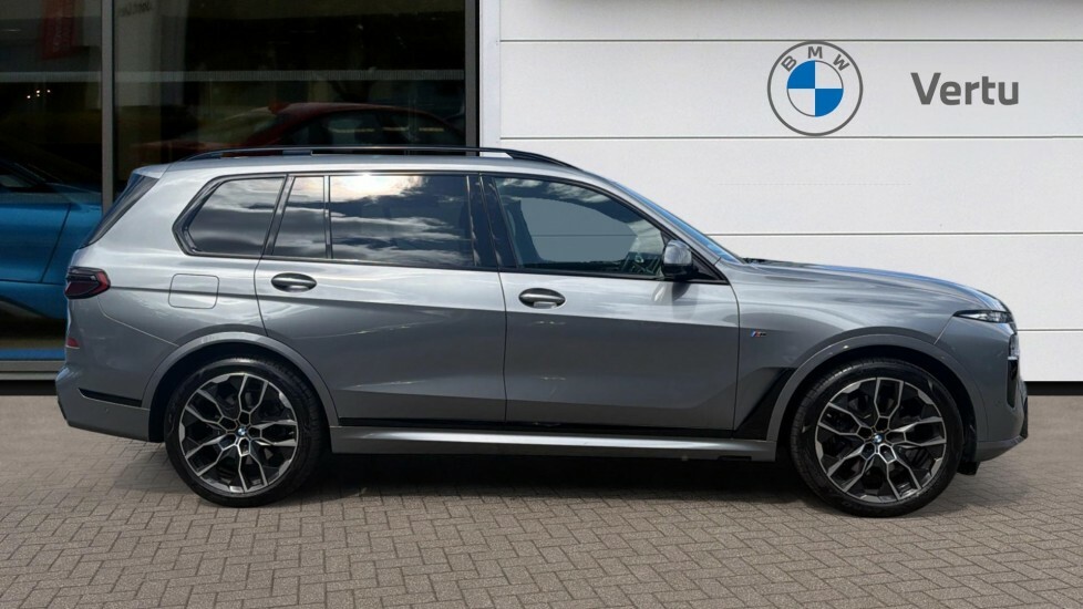 BMW X7 M Sport Grey #3