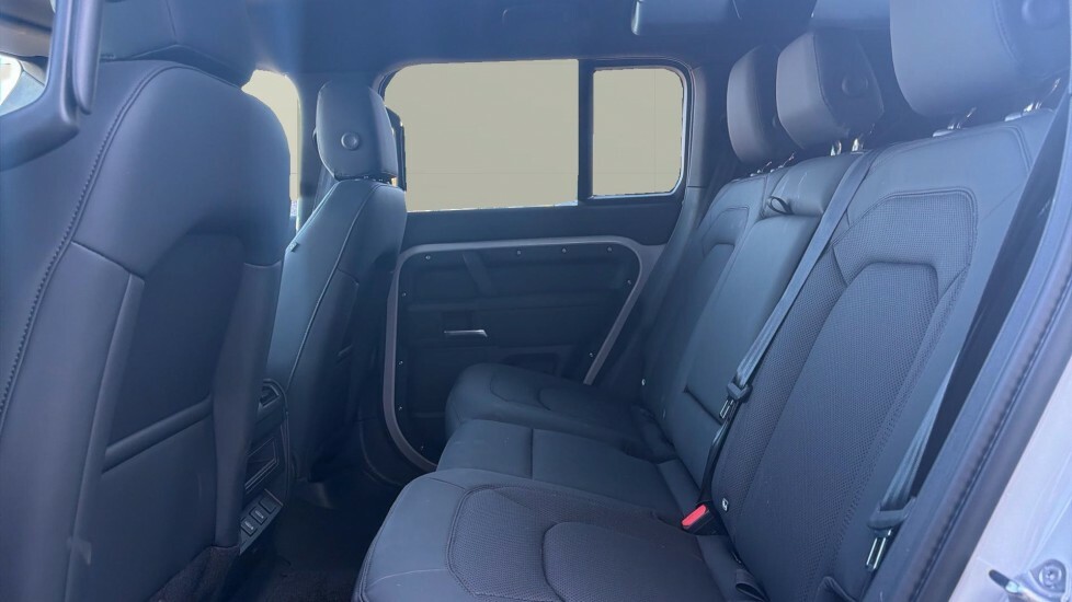 Land Rover Defender 110 X-dynamic Se Grey #4