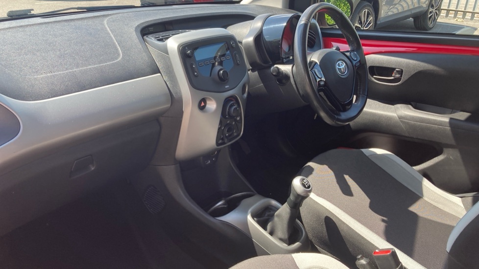Toyota Aygo X 1.0 Vvt-i X-pure Euro 6 White #9