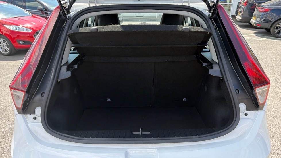 MG MG3 Exclusive White #4