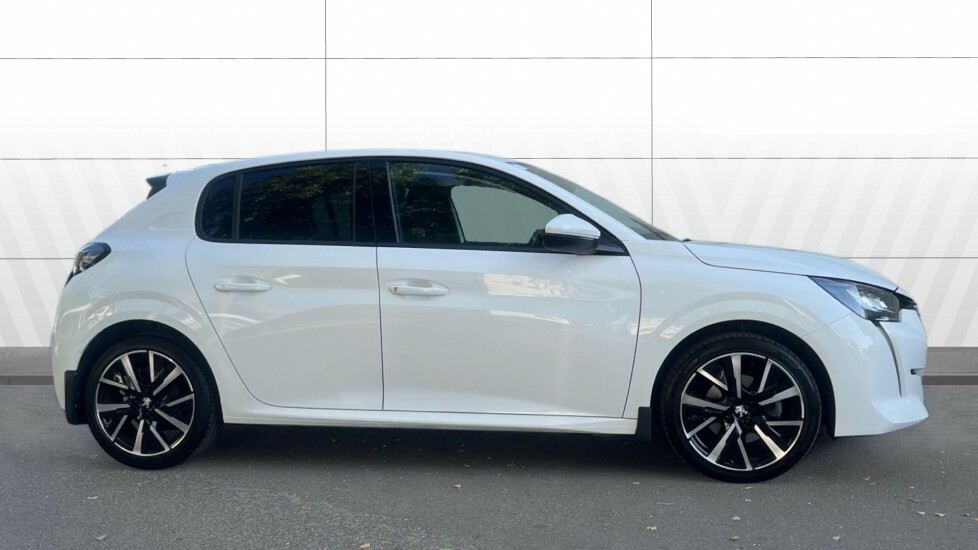 Peugeot 208 Allure Premium OY21PJV White #5