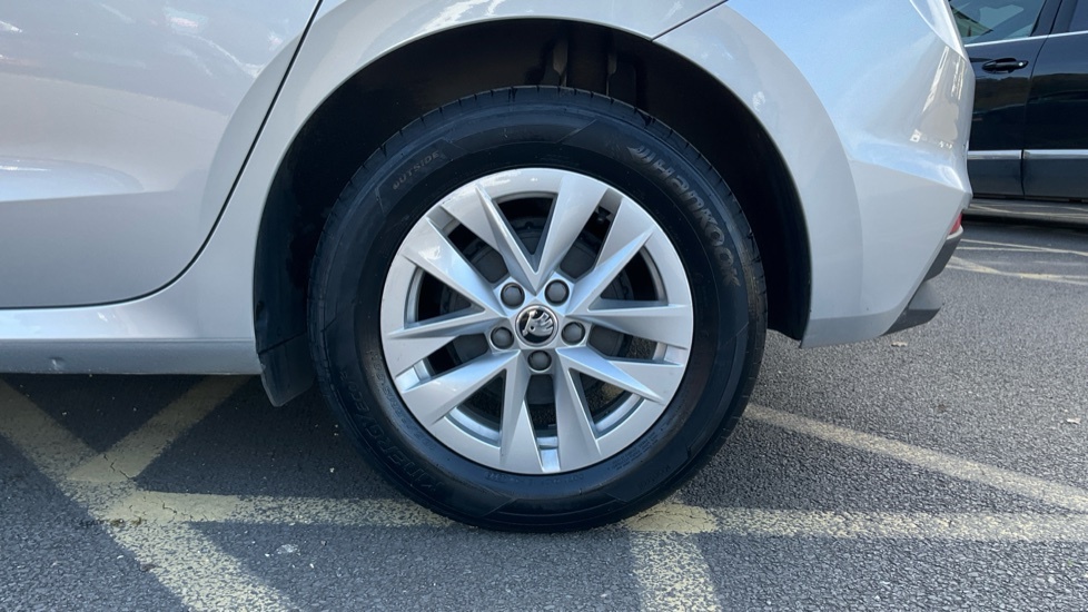 Skoda Fabia Fabia Hatch Se Comfort 1.0 Mpi 80 Ps 5G Man 2023 Blue #26