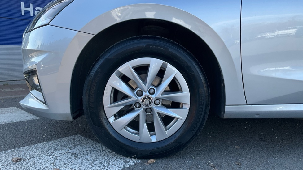 Skoda Fabia Fabia Hatch Se Comfort 1.0 Mpi 80 Ps 5G Man 2023 Blue #20