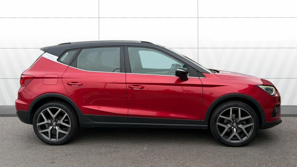 Seat Arona Xcellence Lux FV69ZFJ Red #5