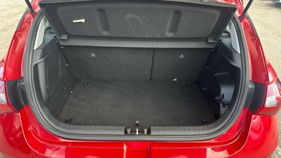 Hyundai I20 Se Connect Red #4