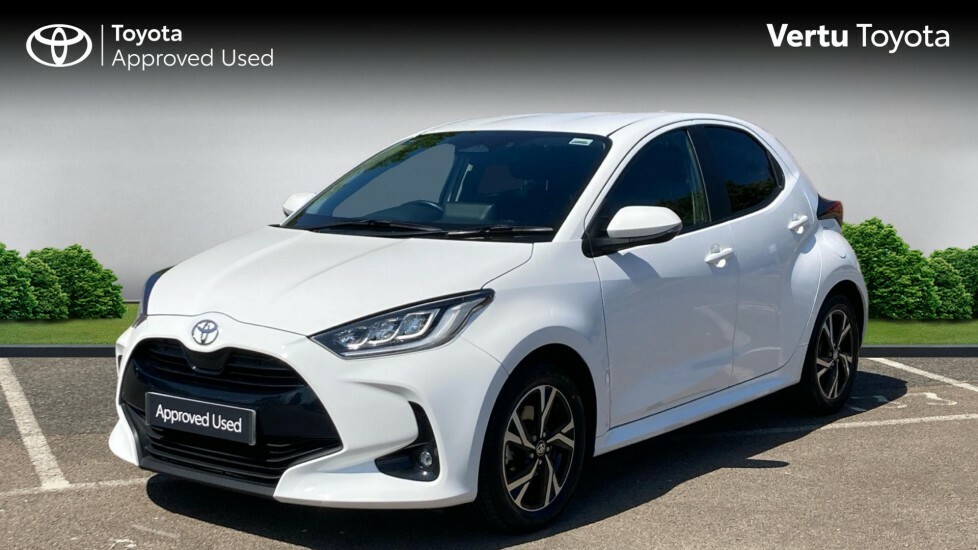 Toyota Yaris Design YP74HTE White #3