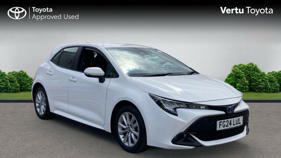 Toyota Corolla Icon White