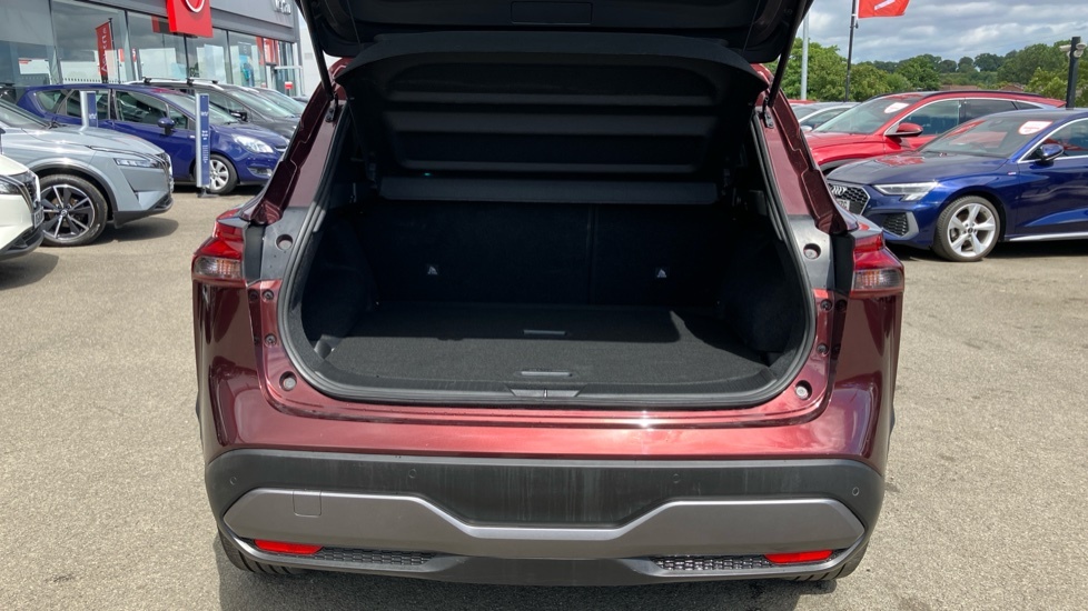 Nissan Qashqai N-connecta ST23VUY Red #4