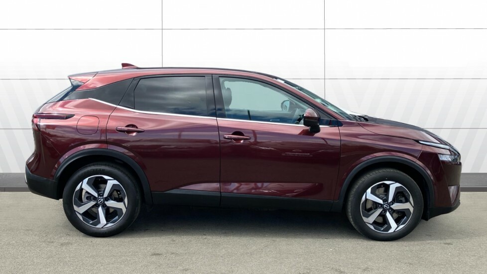 Nissan Qashqai N-connecta ST23VUY Red #5