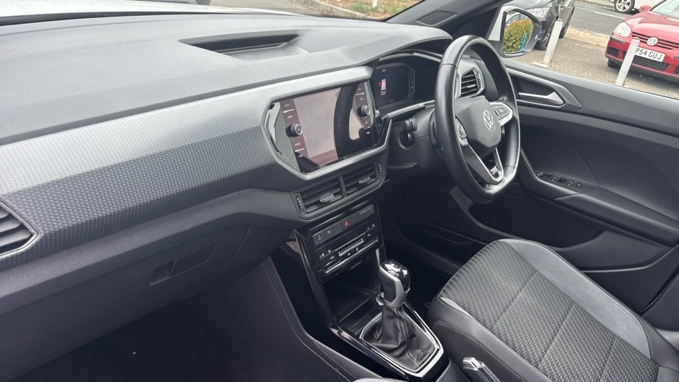 Volkswagen T-Cross R-line BL23RZT White #2