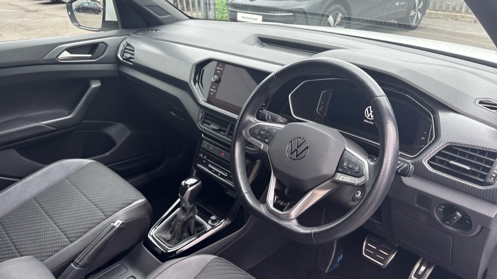 Volkswagen T-Cross R-line BL23RZT White #6