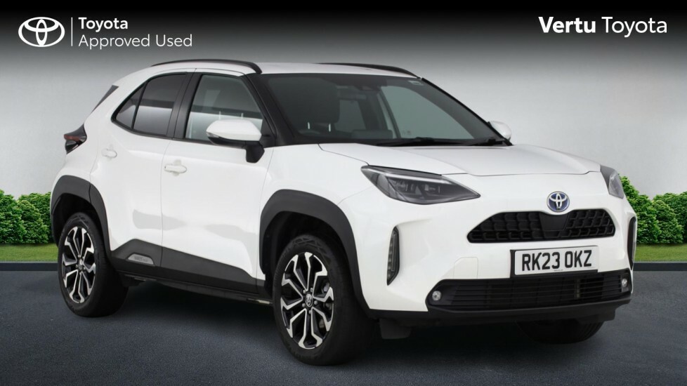 Toyota Yaris Cross Design White
