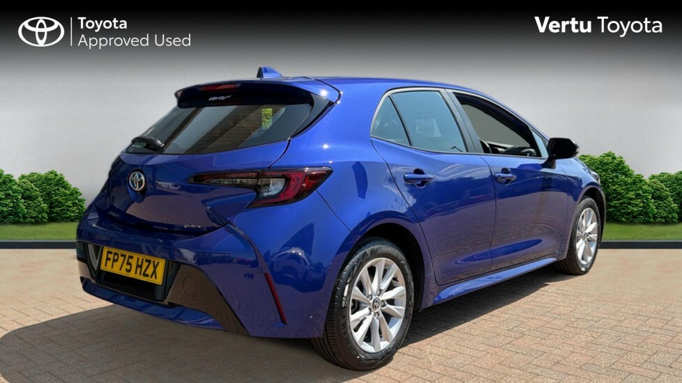 Toyota Corolla Icon Blue #2