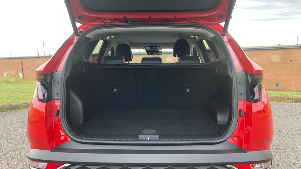 Hyundai Tucson Ultimate Red #4