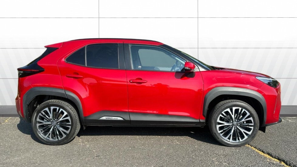 Toyota Yaris Cross Excel Red #5