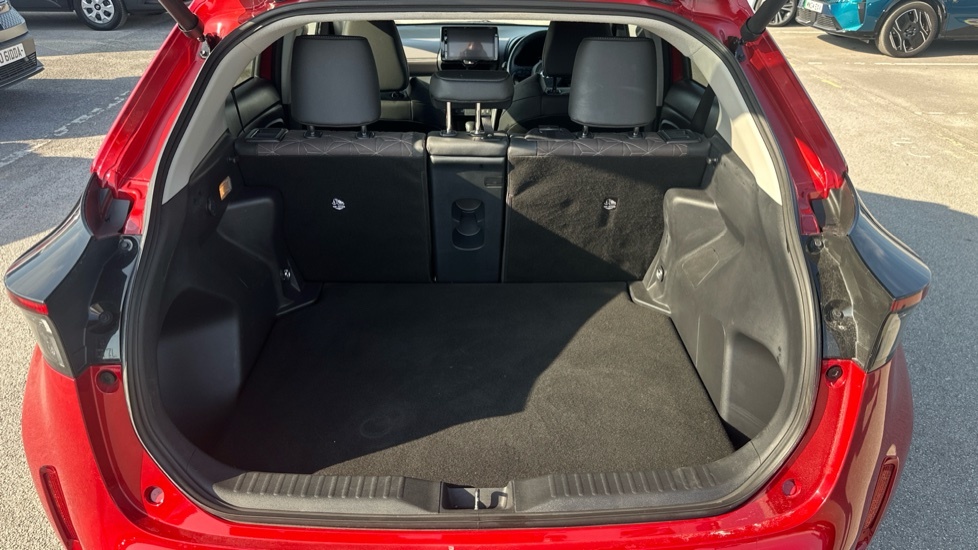 Toyota Yaris Cross Excel Red #4