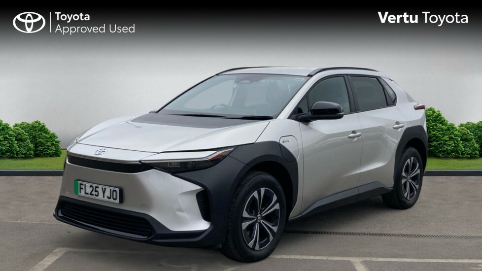 Toyota bZ4X Pure FL25YJO Silver #3