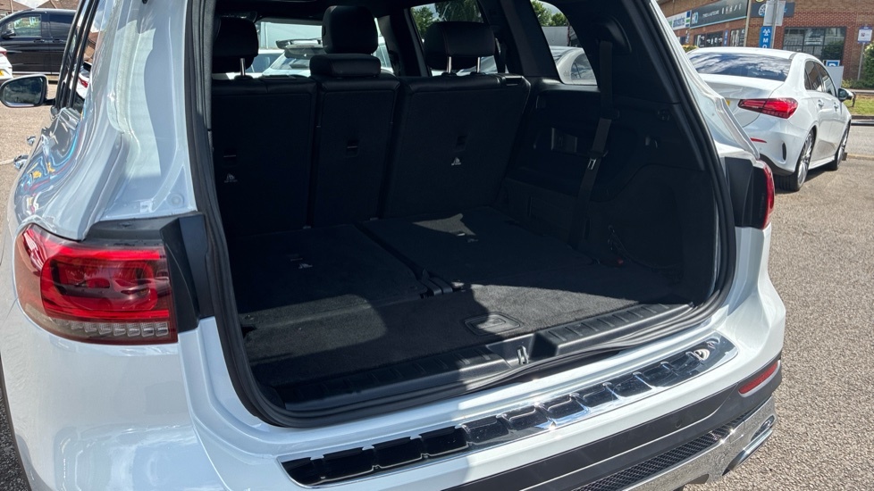 Mercedes-Benz GLB Class 200 Amg Line Premium 7G-tronic White #24