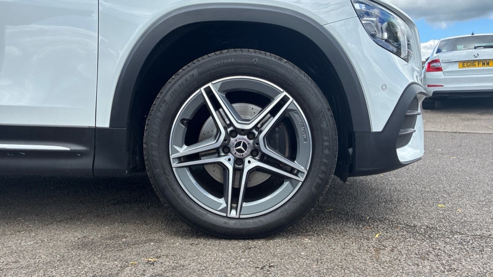 Mercedes-Benz GLB Class 200 Amg Line Premium 7G-tronic White #7