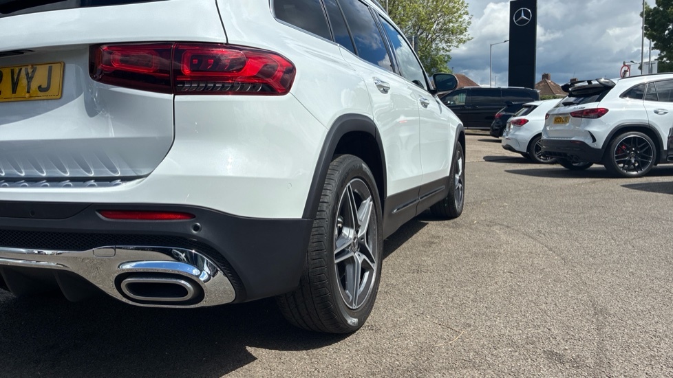 Mercedes-Benz GLB Class 200 Amg Line Premium 7G-tronic White #20