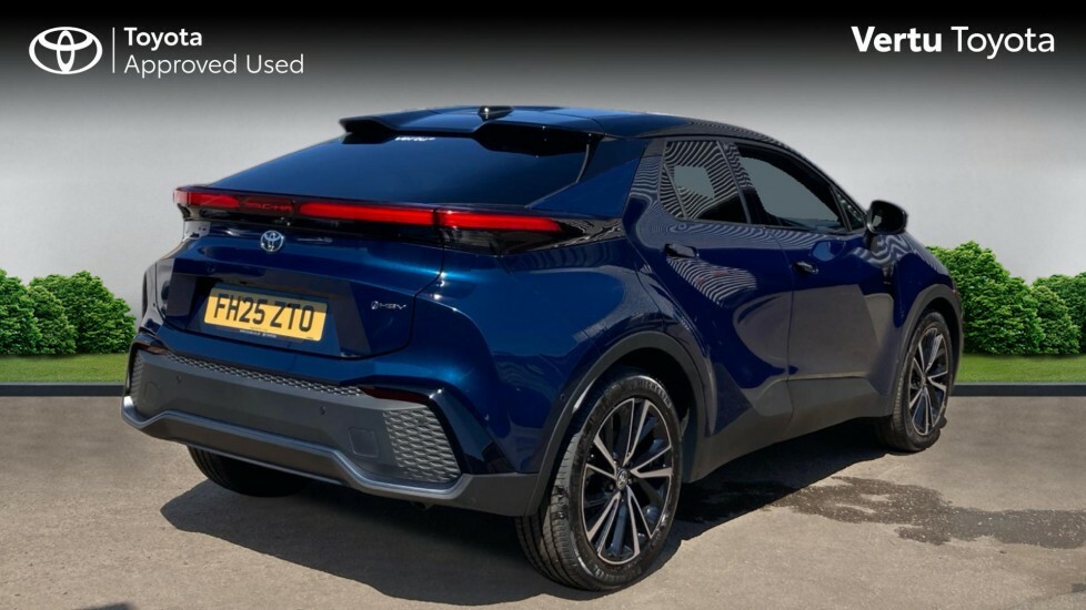 Toyota C-Hr Excel #2