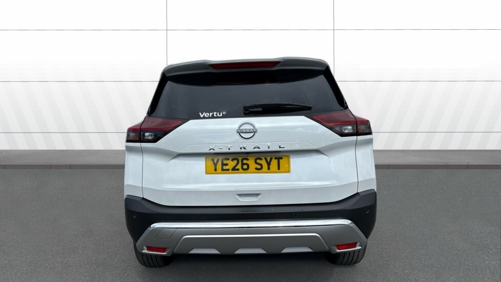 Nissan X-Trail Tekna White #6