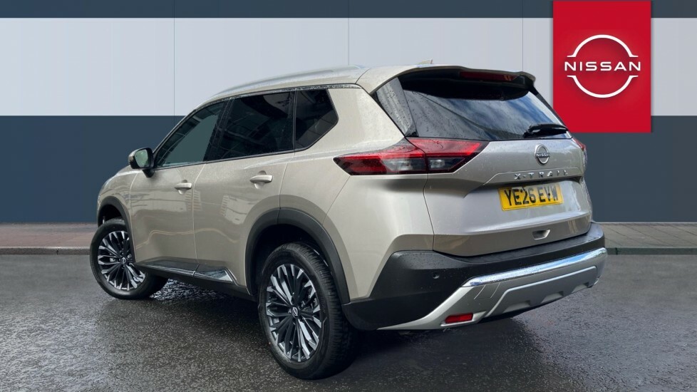Nissan X-Trail Tekna Silver #2