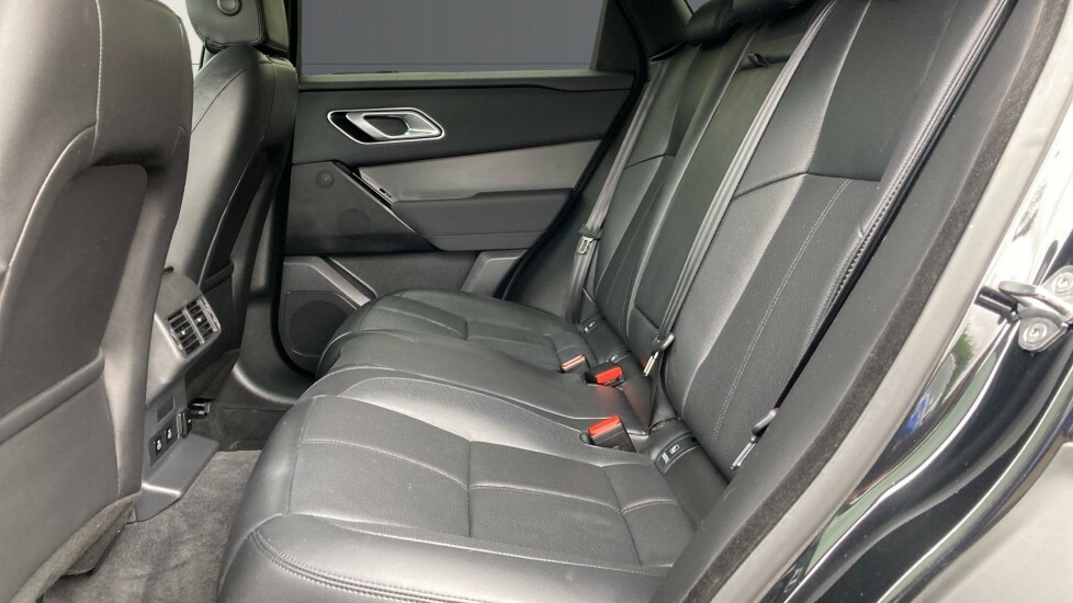 Land Rover Range Rover Velar Dynamic Se YC25XER Black #4