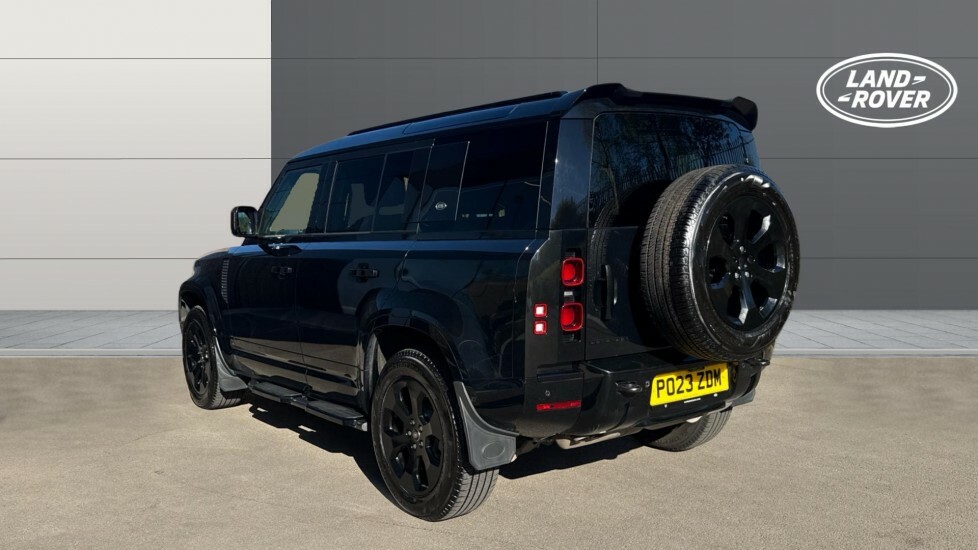 Land Rover Defender 110 X-dynamic Hse Black #2