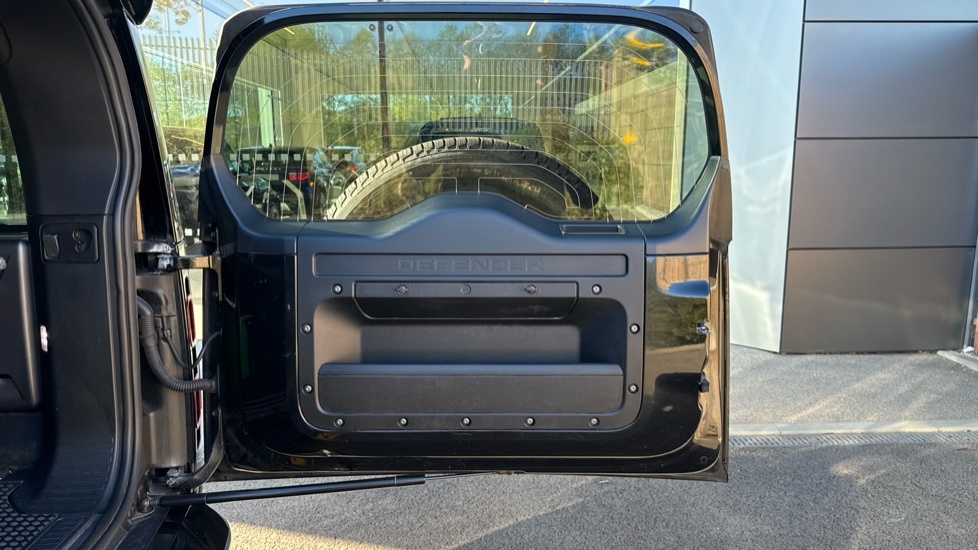 Land Rover Defender 110 3.0 D250 Xs Edition 110 7 Seat Silver #27
