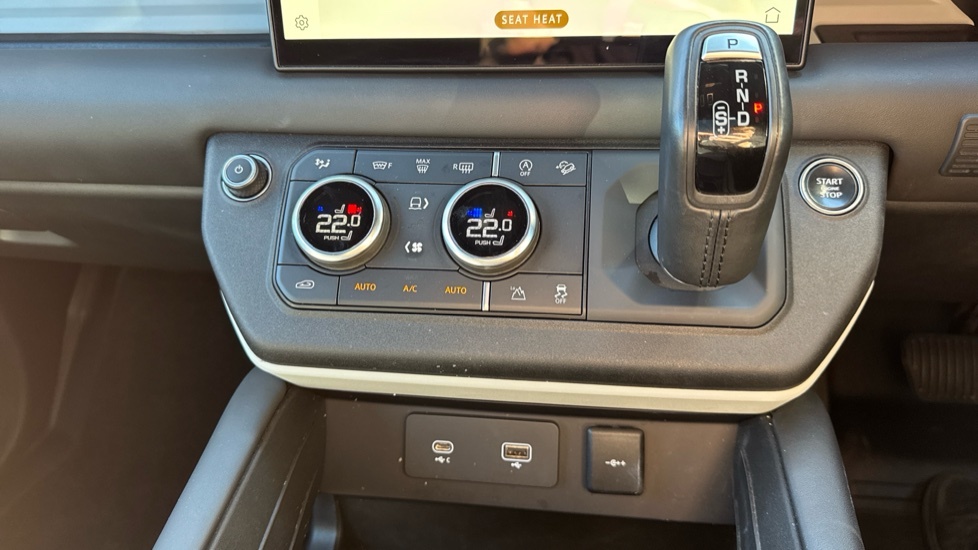Land Rover Defender 110 3.0 D250 Xs Edition 110 7 Seat Silver #59