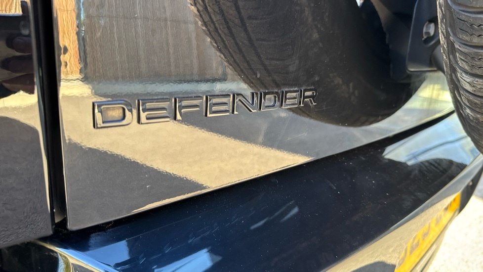 Land Rover Defender 110 3.0 D250 Xs Edition 110 7 Seat Silver #25