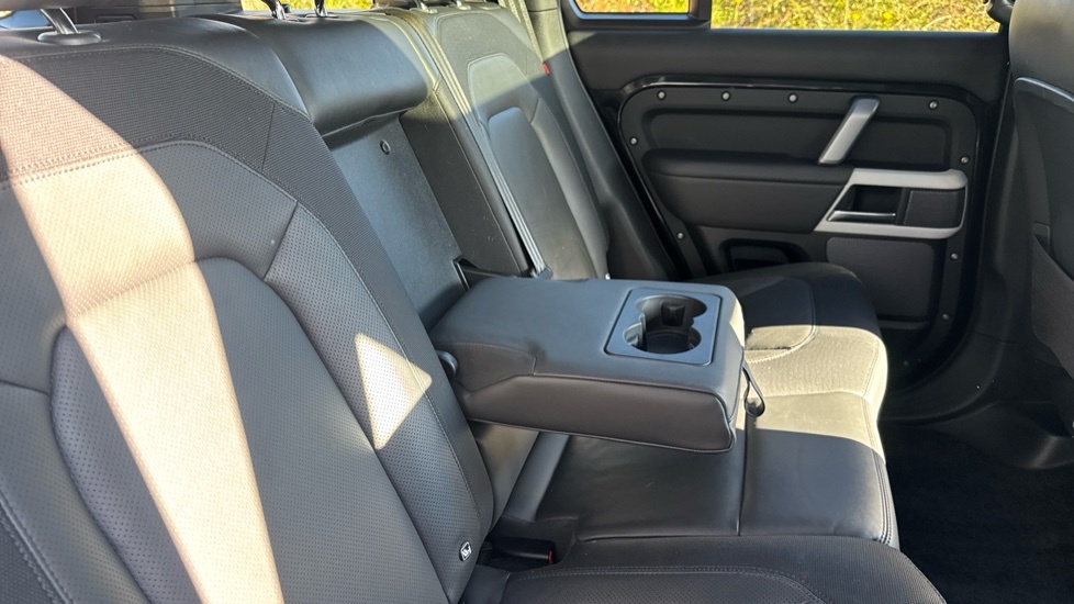 Land Rover Defender 110 3.0 D250 Xs Edition 110 7 Seat Silver #42
