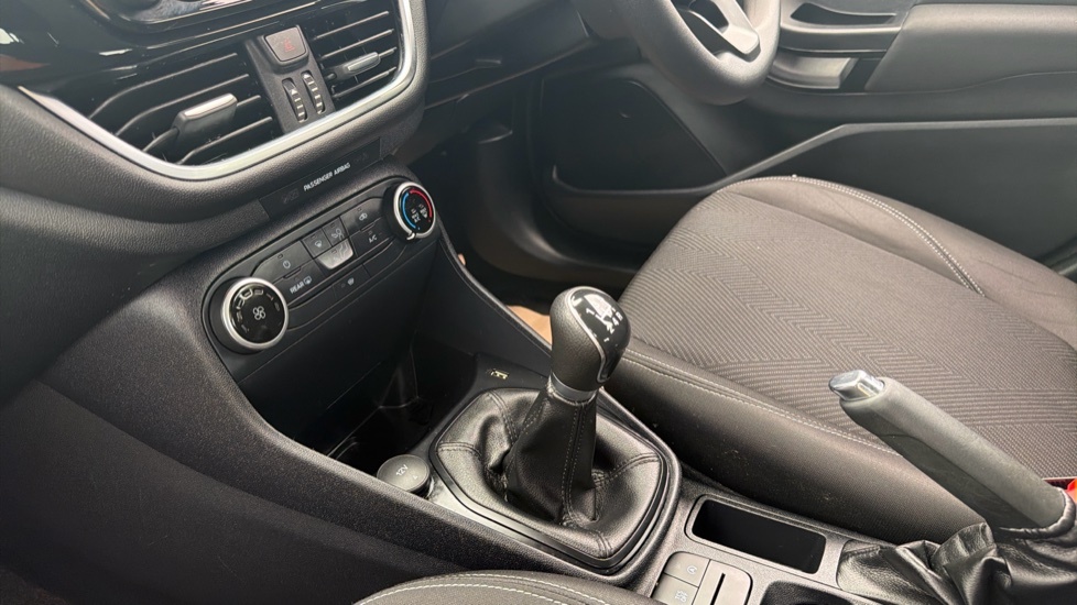 Ford Fiesta Fiesta Titanium X Turbo Black #13