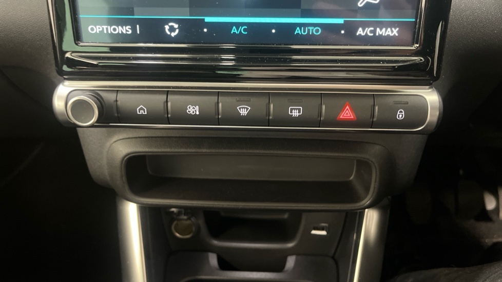 Citroen C3 Aircross 1.2 Puretech 130 Max Eat6 White #29
