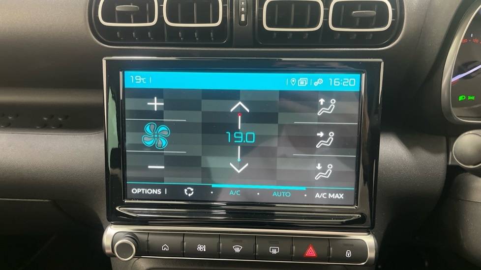 Citroen C3 Aircross 1.2 Puretech 130 Max Eat6 White #30