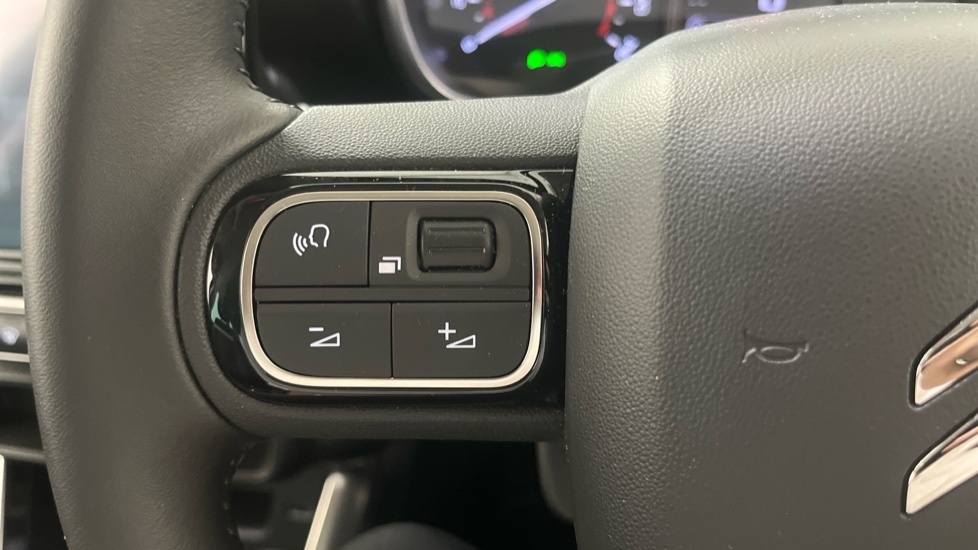 Citroen C3 Aircross 1.2 Puretech 130 Max Eat6 White #21