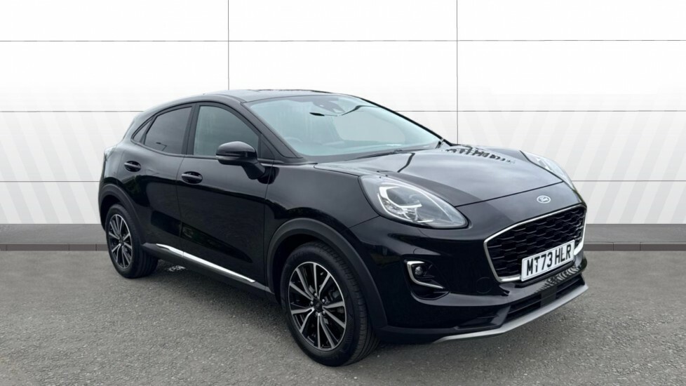 Ford Puma Titanium Black