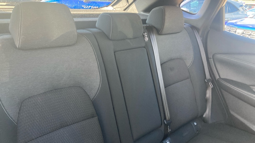 Nissan Qashqai 1.3L N-connecta Black #15