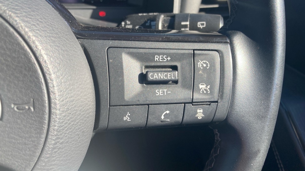 Nissan Qashqai 1.3L N-connecta Black #22